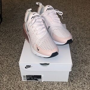 Nike Air Max 270 Women's Shoes - Pink